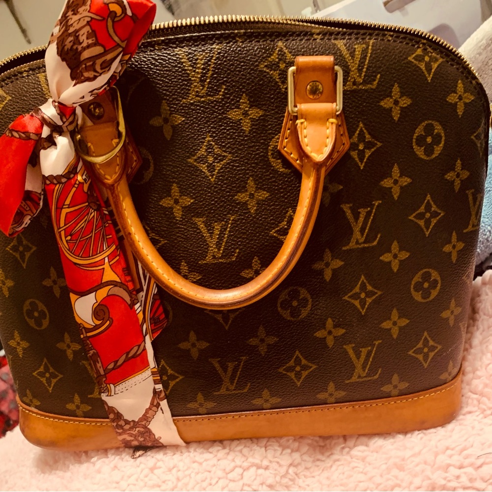 Louis Vuitton Alma MM